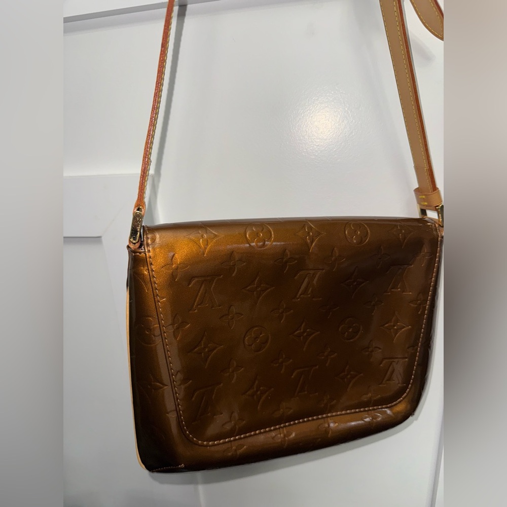 Louis Vuitton Bronze Vernis Monogram Shoulder Bag Thompson Street